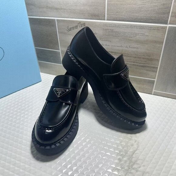 Pradas loafers❤️🔥❤️🔥❤️🔥 - Picture 6 of 6